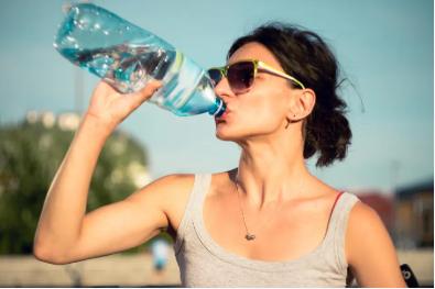 Il Potere dell'Idratazione: Come Bere Più Acqua per la Salute